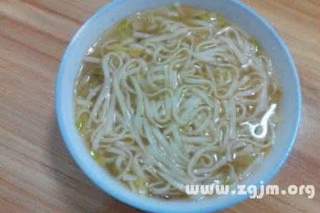 梦见吃面条 面条 梦见面条_面条