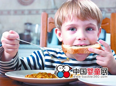 婴儿什么时候添加辅食 孩子什么时候添加辅食 如何给孩子添加辅食,父母都该知道