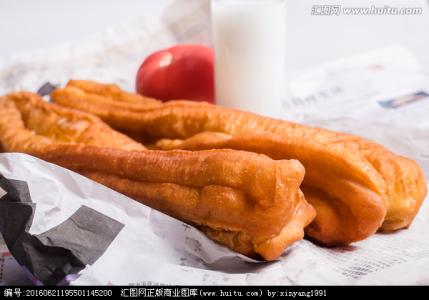 美国人吃油条豆浆 哪些人不适合吃油条？油条的副作用有哪些