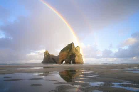 苦难的日子终将过去 苦难终会过去，而阳光总在风雨后
