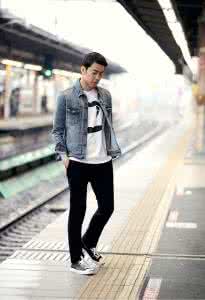 匡威高帮帆布鞋搭配图 匡威帆布鞋 匡威高帮帆布鞋搭配