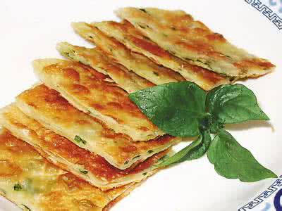 简易葱油饼 简易版香嫩葱油饼 超级详细的步骤哦~