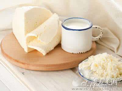 过期牛奶的11个妙用 牛奶的十个生活小妙用