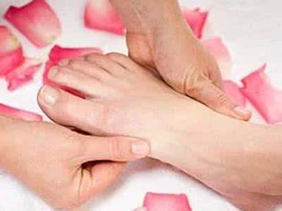 米尔足部推拿 推拿按摩 足部按摩有助于促进身体健康