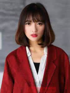 长卷发发型图片女神范 最新女生卷发发型图片轻松突显时尚范