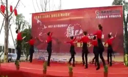 广场舞红歌串烧东方红 艳艳广场舞 红歌风舞蹈东方红视频教学