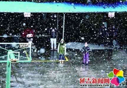 俄罗斯下雪了吗 听说广州下雪了！俄罗斯表示雪下的不大，也就20米深......