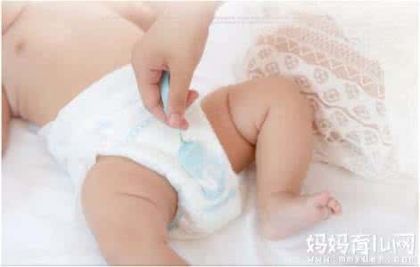 如何选购纸尿裤 选购纸尿裤有诀窍，三个新手爸妈要懂的秘诀