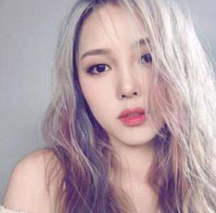 美眉化妆小游戏 美眉去约会 10分钟打造约会妆 轻松hold住美眉