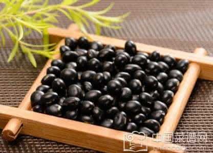 月经期间可以吃黑豆吗 月经期间吃黑豆能排毒吗?黑都有哪些功效?怎么吃黑豆排毒效果最好?