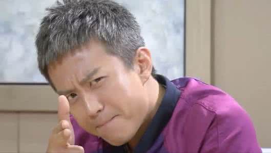 邓超天桥贴膜 邓超贴膜怎么回事？