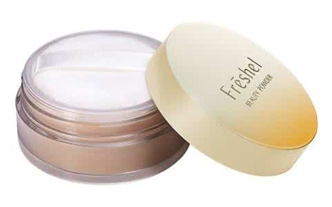 喷绘新品发布会模板 妞新品：恐怖唷～油光要喷发了唷！8款油田肌必看