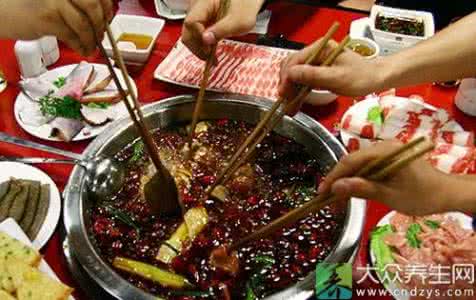 痛风能吃火锅吗 痛风能吃火锅吗 痛风患者吃火锅的要点