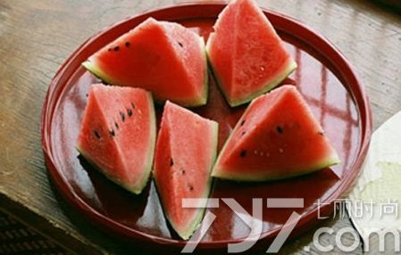 西瓜热量高吗 西瓜热量高吗？多吃会发胖吗？