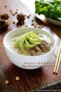 菠菜和豆浆能一起吃吗 豆浆菠菜面 冬季养生菜谱
