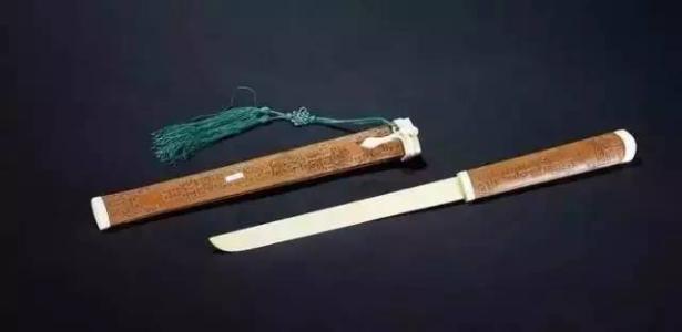 文人的刀阅读答案 文人爱舞刀