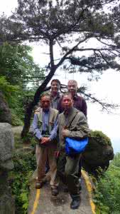 庐山以什么闻名于世 庐山雄奇险秀闻名于世