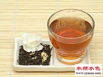 生姜红茶减肥法 生姜红茶的正确减肥法 红茶减肥 上班族喝红茶减肥正确时间
