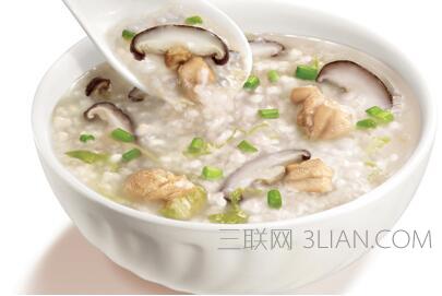 家常鸡肉粥怎么做好吃 鸡肉粥 板栗鸡肉粥的做法,板栗鸡肉粥怎么做好吃,板栗鸡肉粥的家常做法