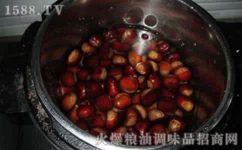 水煮猪肝多长时间能熟 水煮板栗要多长时间能熟
