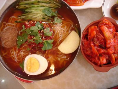 韩国炸酱面多少钱一碗 5步骤做出一碗韩国冷面,爽口开胃还减肥