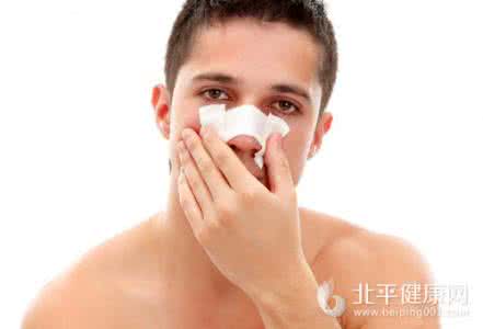 什么原因导致流鼻血 经常流鼻血的原因 经常流鼻血的原因 这些因素导致流鼻血