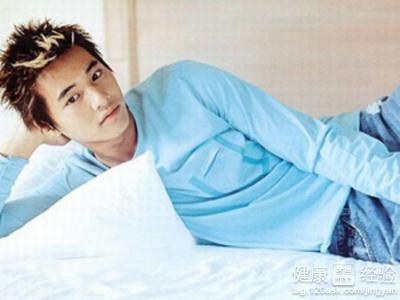 男人结婚后还会遗精吗 如果男人到了22岁还会遗精吗