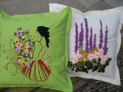 缎子被面做的抱枕图片 《温暖做抱枕》