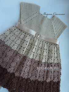 钩针编织小女孩裙子 钩针三色小裙子