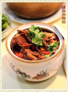 肉骨茶 驱寒养生美食——肉骨茶