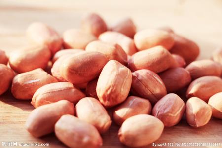 治肺癌的民间老偏方 民间治疗失眠老偏方,花生嫩叶……