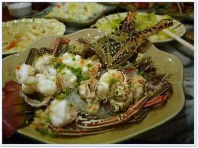 鲜品鲜味海鲜自助 大海的鲜味，66道海鲜大餐