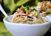 鸡丝凉面 【夏日凉面】鸡丝凉面