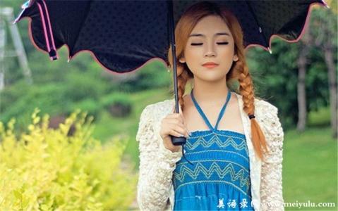 一个人一旦习惯了思念一个人,很难戒掉,如毒瘾一般