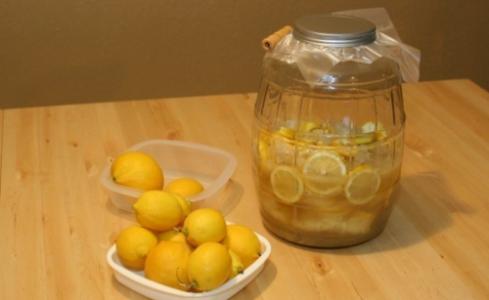 柠檬水能杀死癌细胞吗 可杀死癌细胞！教你柠檬水的正确泡法(组图)
