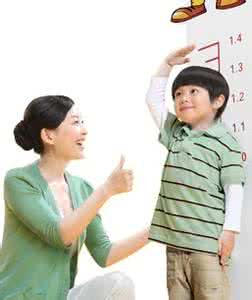 怎样睡觉有助于长高 怎样使孩子长高 正确按摩保证充足睡眠