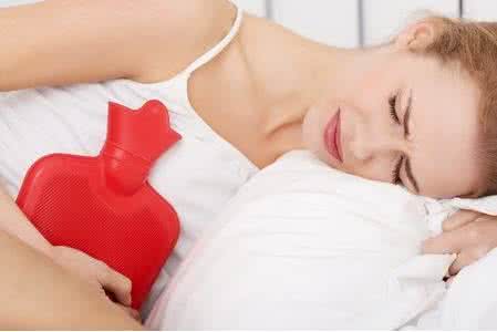 经期同房会导致不孕吗 经期拉肚子怎么回事 经期拉肚子是小事？容易不孕你知道吗？