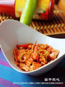 泰式酸辣鱿鱼 泰式酸辣鱿鱼    鱿鱼脆嫩的小窍门