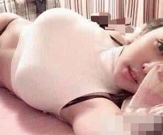 男人长时间坐着的危害 惊呆!男人长时间看美女有危害:1、缩短寿命