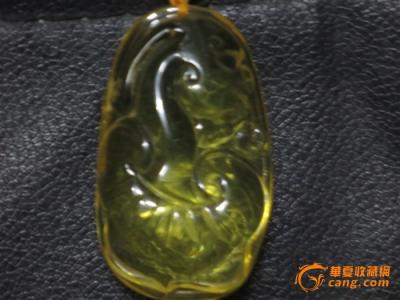 水胆玛瑙 玛瑙和琥珀的区别 水胆琥珀简介及与玛瑙的区别