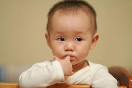 婴儿瘦小怎么才能长胖 婴儿怎么不胖？