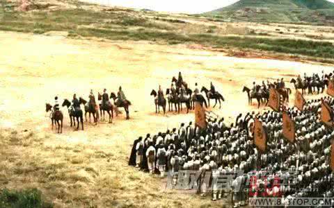 古代排兵布阵 古代排兵布阵 中国古代军队是怎么样排兵布阵的？