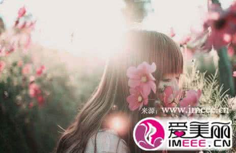 单身女戴戒指催桃花运 单身女戴戒指催桃花运 结束单身应如何开启桃花运