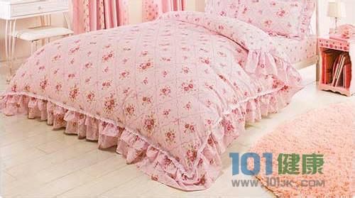 什么时候晒被子最好 秋冬怎样晒被子最健康