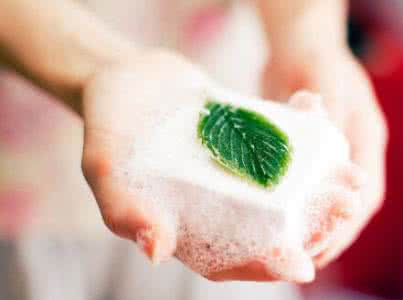 舒肤佳香皂洗脸好吗 用香皂洗脸好不好