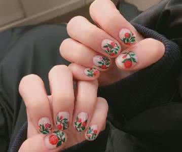 流行美甲款式图片2017 2017好看的美甲款式图片:流行的美甲图案经典更有活力