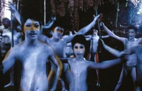 地球深处发现神秘人种 地球深处发现神秘人种 神秘蓝色人种是否为新人种