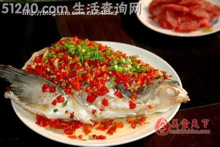 湘菜剁椒鱼头正宗做法 简单三步做出经典湘菜—剁椒鱼头