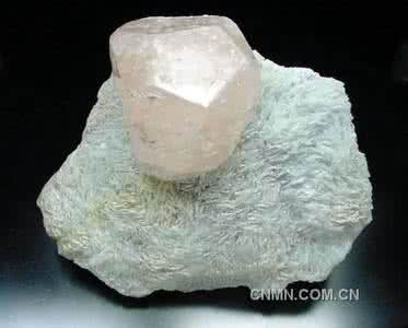 棒针模式 棒针模式----“铯绿柱石”及实例MORGANITE 翻领开背心