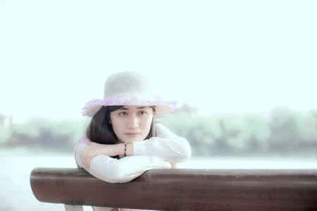 欲寄彩笺兼尺素 于你，寄一笺情思【情感美文】